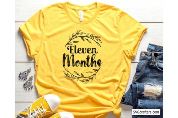 Baby Onesie SVG & Baby Milestone Bundle